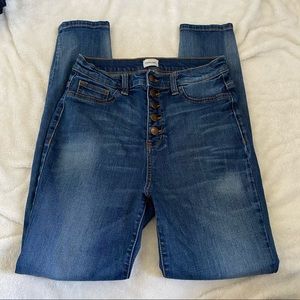 SNEAK PEAK LA BUTTON-UP JEANS!! Sz 7!